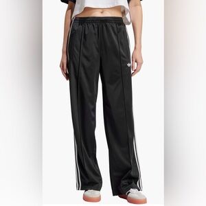 EUC Adidas Adicolor Classic Firebird Loose Fit Recycled Poly Track Pants